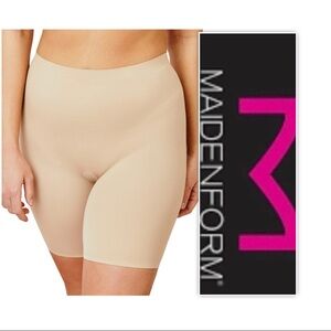 Maidenform Cover Your Bases Firm Control Smoothing Slip Shorts